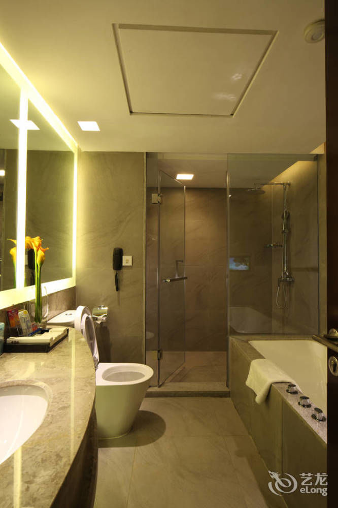 Fortune Century Hotel Zhuhai Exterior photo