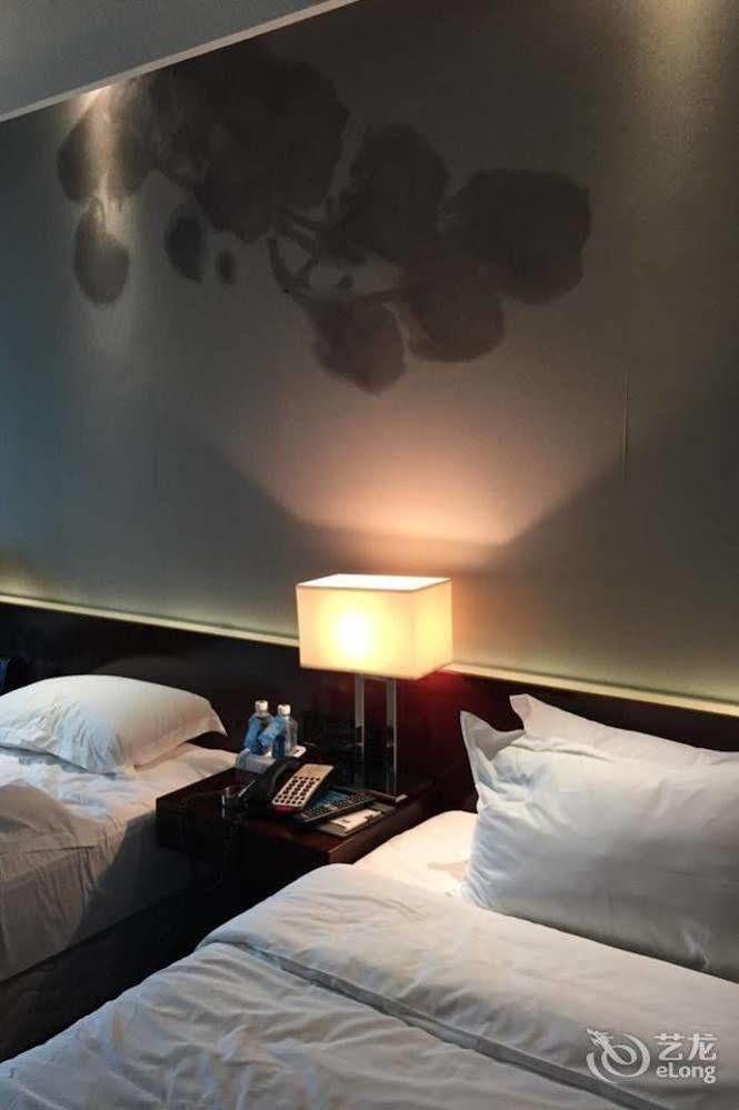 Fortune Century Hotel Zhuhai Exterior photo